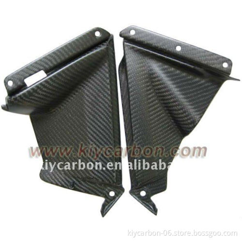 Carbon fiber parts puller for Aprilia